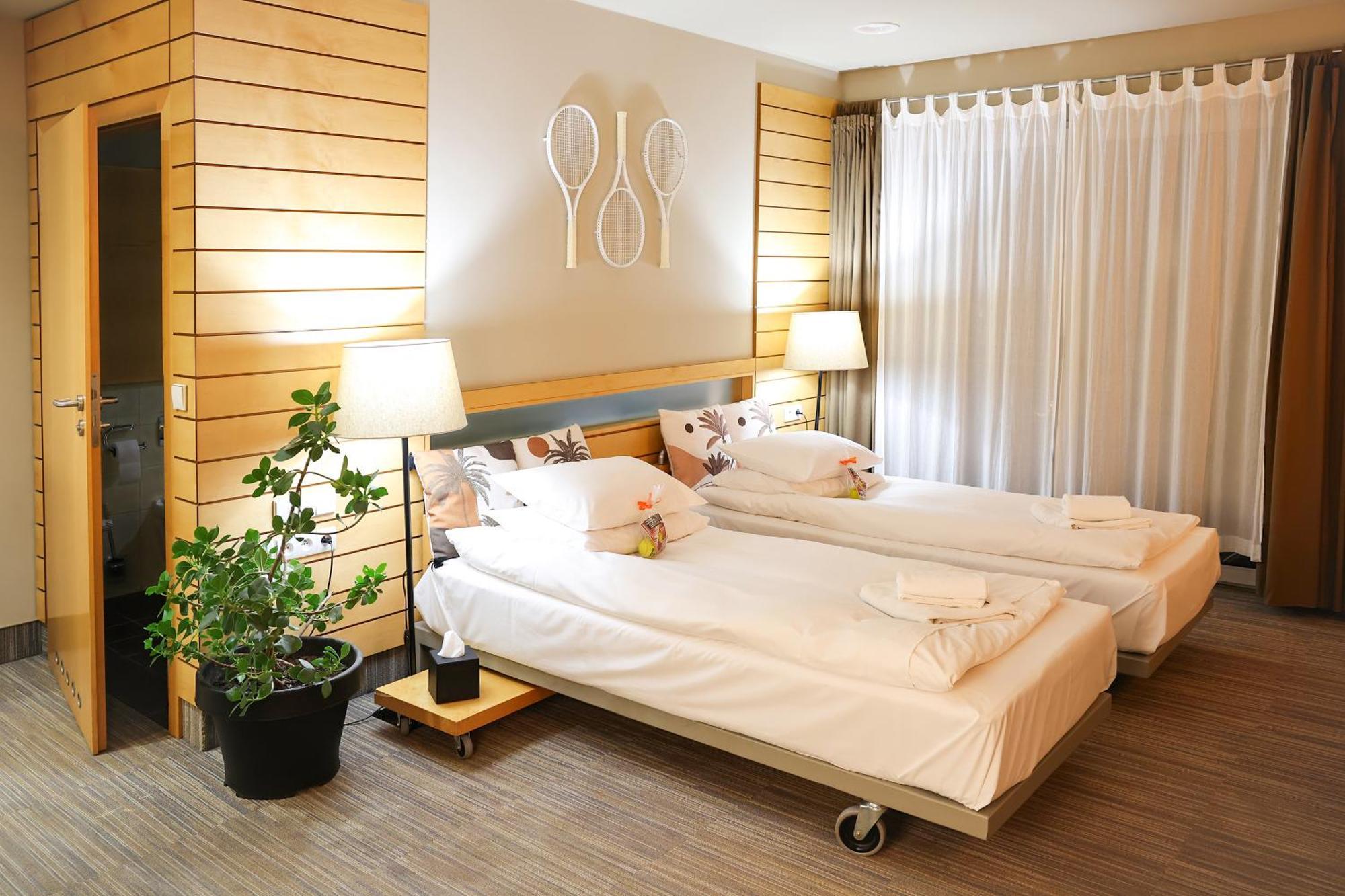 Hotel Restauracja Tenis Kortowo بوزنان المظهر الخارجي الصورة