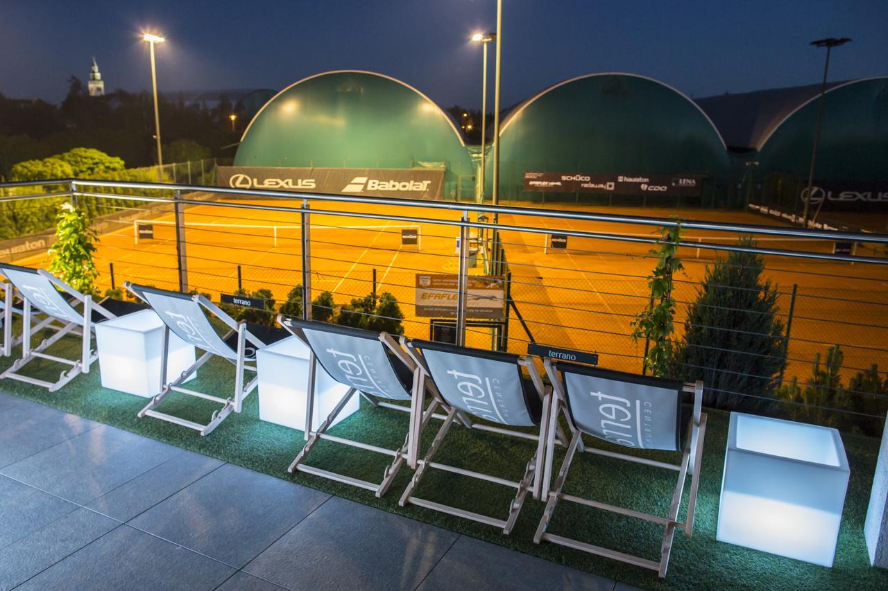Hotel Restauracja Tenis Kortowo بوزنان المظهر الخارجي الصورة