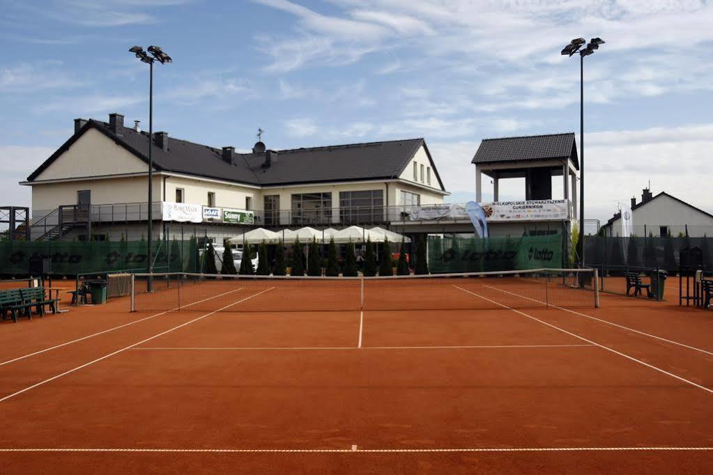 Hotel Restauracja Tenis Kortowo بوزنان المظهر الخارجي الصورة